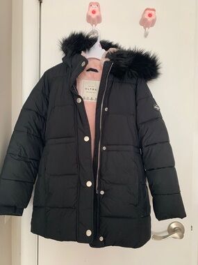 abercrombie kids Black Faux-Fur Trim Puffer Coat